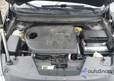 2014 Jeep Cherokee Latitude z USA, uszkodzony, nr VIN 1C4PJMCS9EW114552